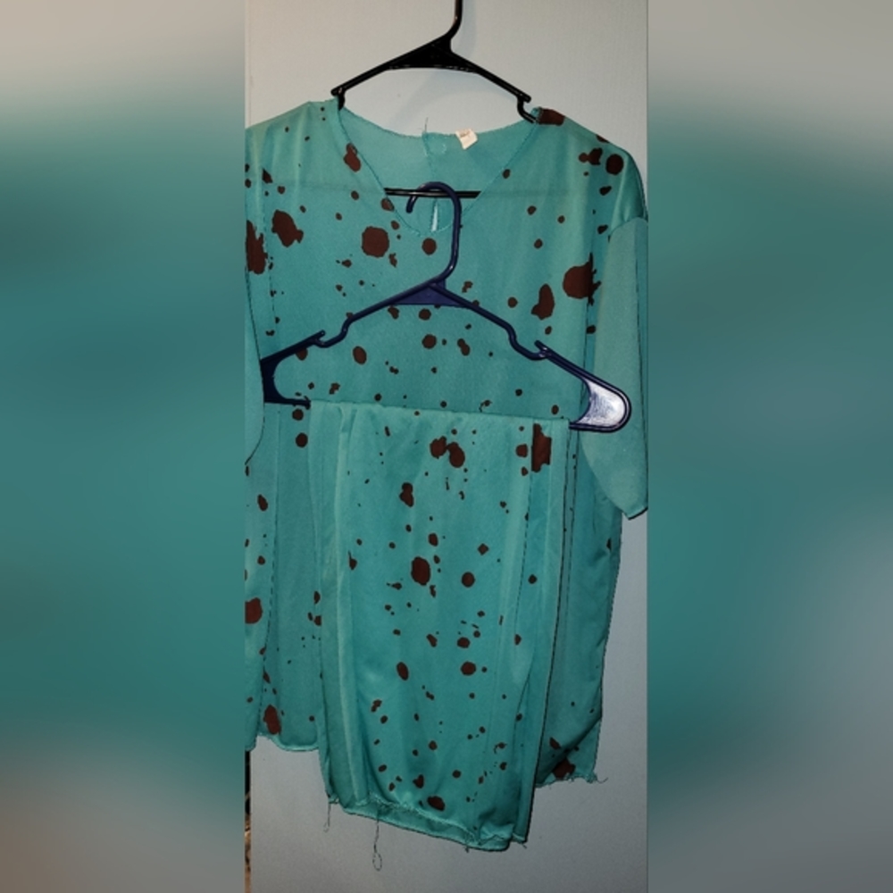 Bloody nurse Halloween costume